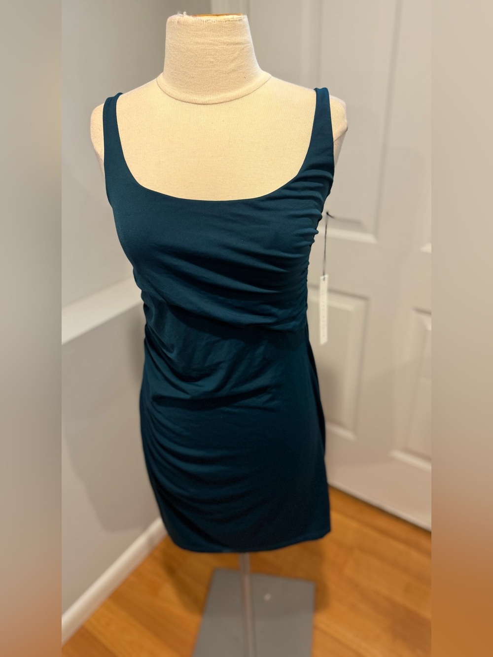 Susana Monaco Teal Scoop Neck Ruched Mini Dress (26)